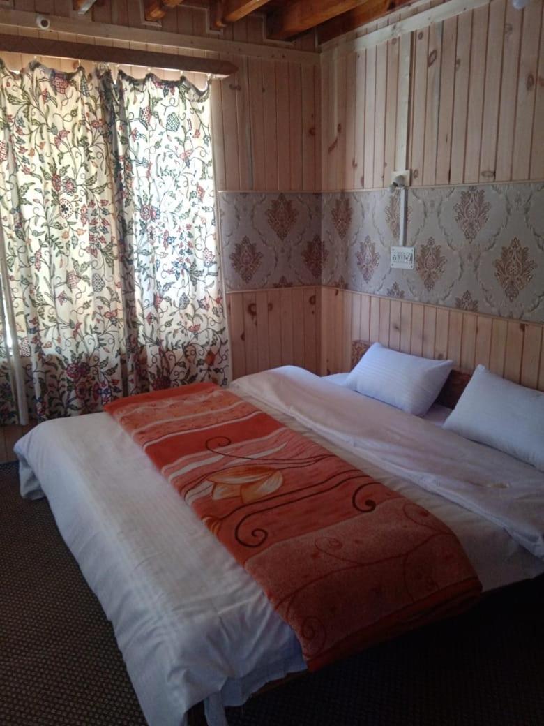 Rainbow Palace Pahalgām Zimmer foto